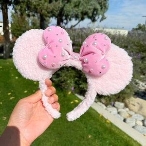 Pink Pearl Sherpa Minnie Ears, Pink Sherpa Disney Ears, Pink Minnie Ears, Pink Sherpa Minnie Ears, Mickey Ear Headband, Cute Minnie Ears