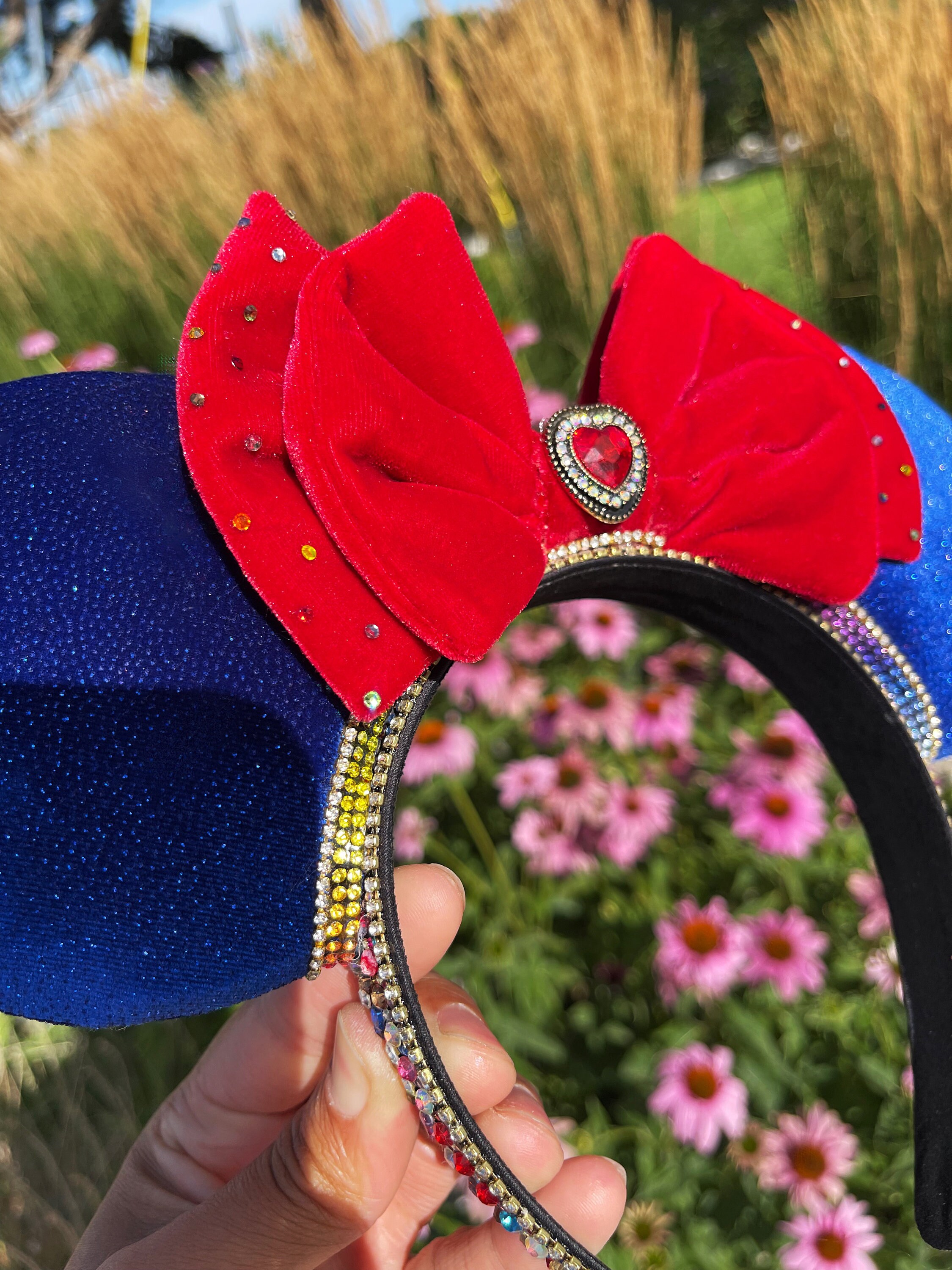 Disney Snow White Minnie Ear Headband – Blue, Red, Green Snow White Minnie Ears Headband Sequin Blue Red – Sure Things main image 3