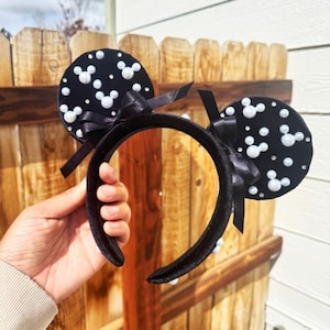 Black Pearl Minnie Ears, Pearl Disney Ears, Velvet Mouse Ears, Cute Coquette Mickey Mouse Ears, Minnie Ears, Mickey Ear, Mickey Ear Headband