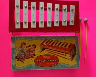 Vintage 1960s made in Canada Xylophon - Original Box vorhanden- Xylophon ist in sehr gutem gebrauchten Zustand