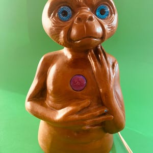 Vintage ceramic, E.T. light in excellent working condition