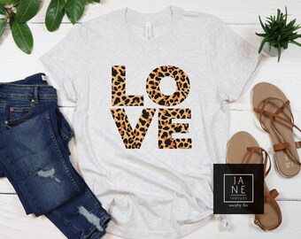 Vrouwen liefde grafische t-shirt, luipaard print liefde shirt, liefde T-shirt, cadeau voor vriendin, Love Shirt, Love T-Shirt, cadeau voor zus, dames T-shirt