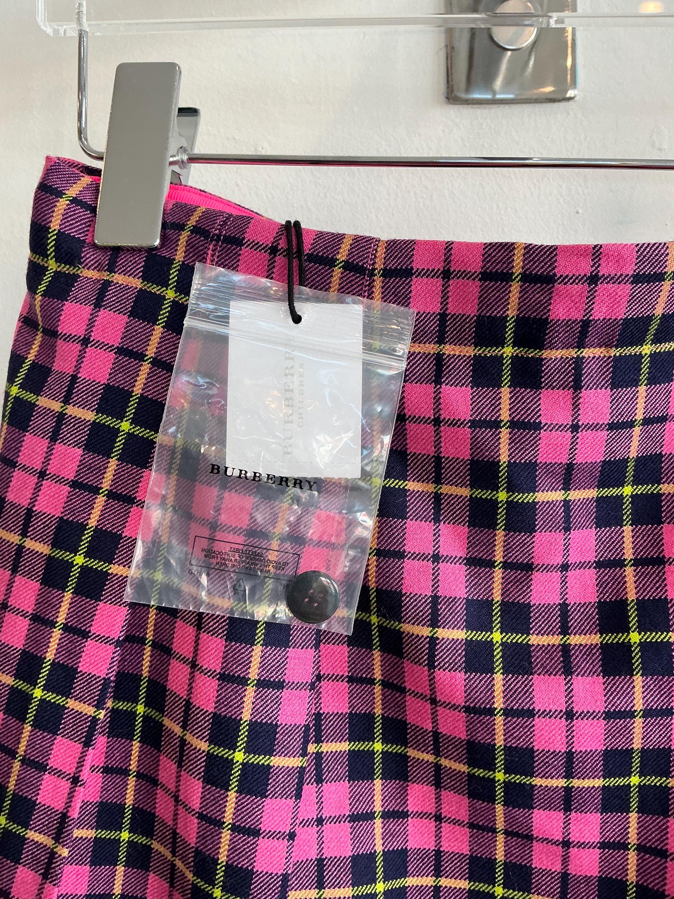 スカート Unused Burberry pink checked skirt Burberry Hot Pink Plaid Skirt - Etsy