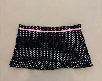 Zwarte stippenrok met ruche