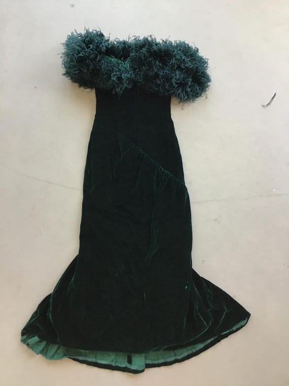 dark green feather dress Victor Costa Velvet Gown With Ostrich Feathers pashmina