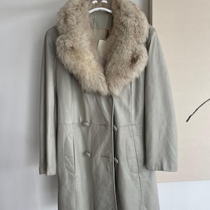 Vintage Grey Leather Coat with Fur Collar