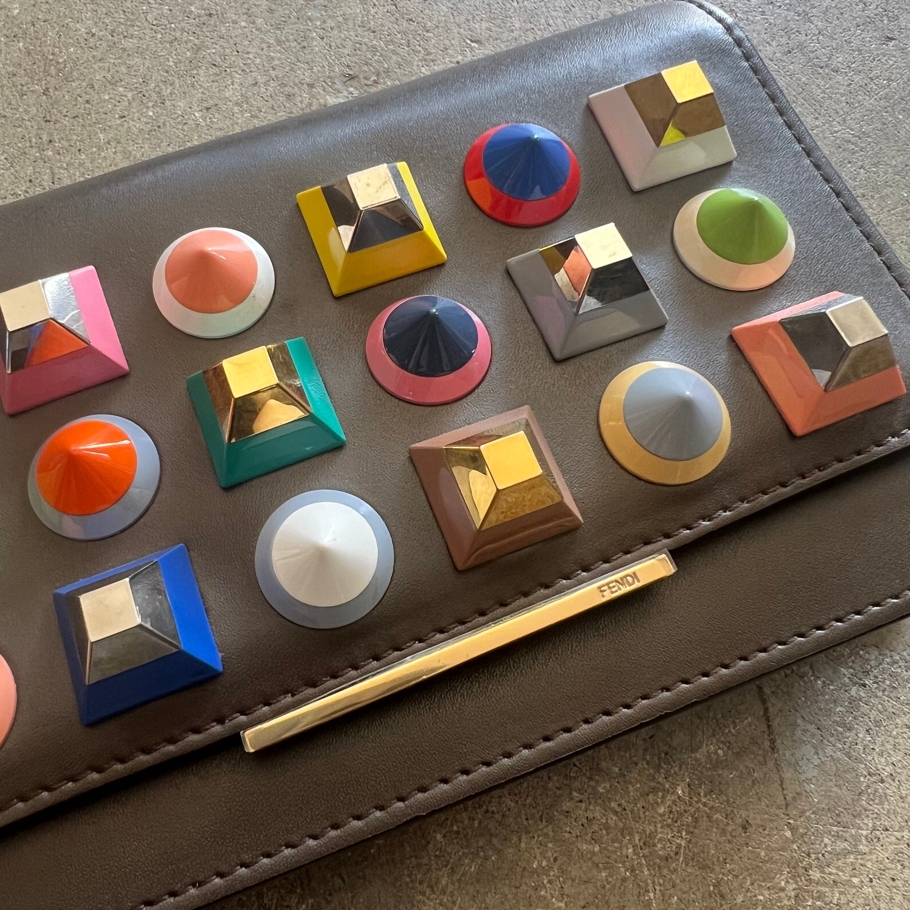 FENDI ROMA レインボースタッズ 長財布 フェンディ FENDI 長財布 