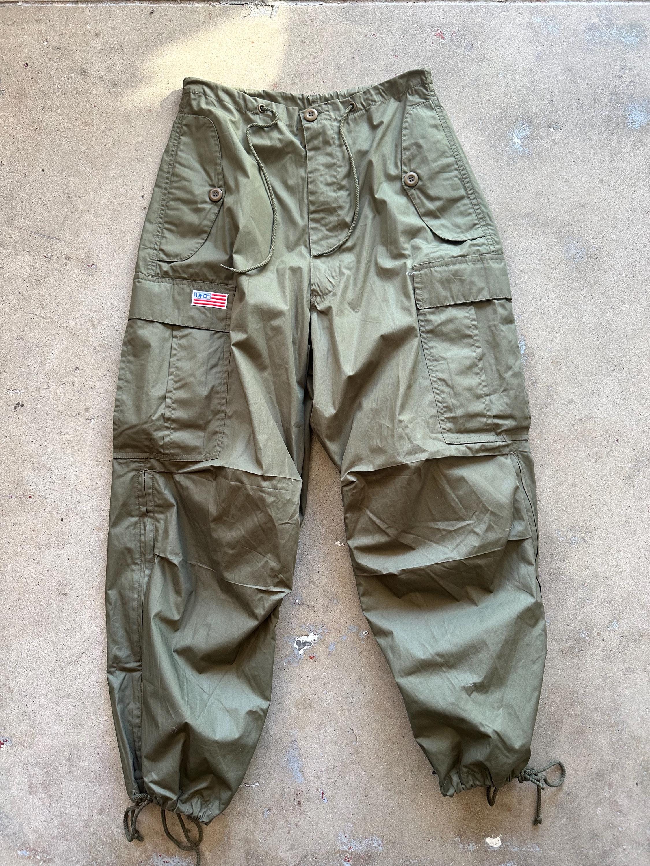 Vintage Y2K UFO Cargo Pants (unisex) Size XS (27 x | Depop