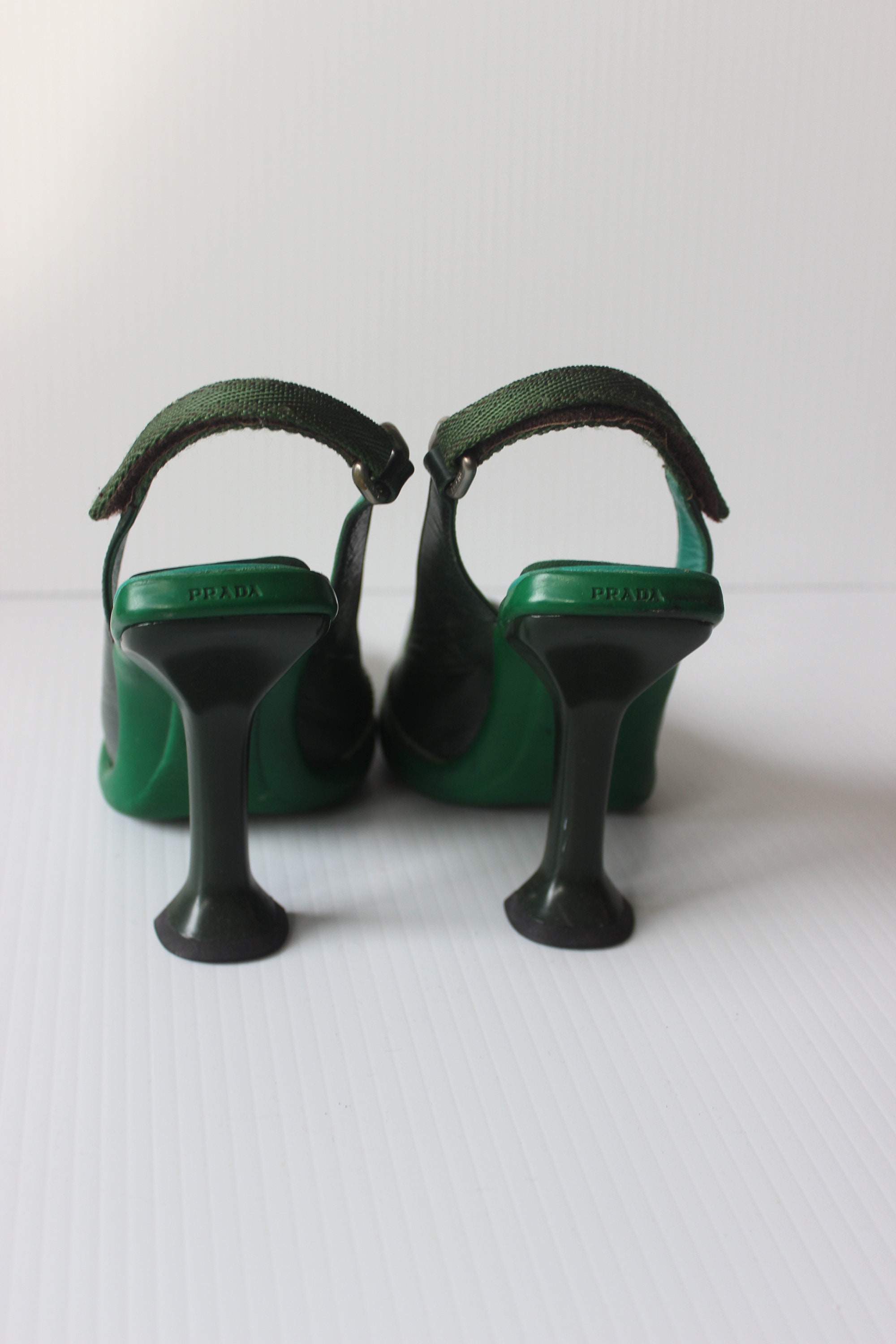 パンプス PRADA SS25 Dark green leather pumps (1I978NFD055055 F035G) Fir Green Brushed Leather Pumps | PRADA