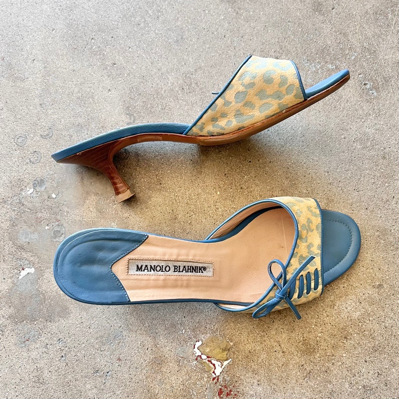 Manolo Blahnik Kitten Heels Size 37 - Etsy