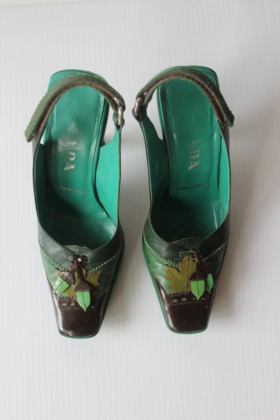 PRADA forest green leather heels with leaf& acorn 
