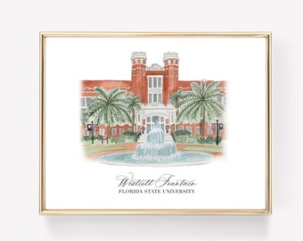 Puede incluir: Una pintura de acuarela de la fuente Westcott en la Universidad Estatal de Florida. La fuente está en el centro de la imagen, con el edificio detrás de ella. El edificio es de ladrillo rojo con molduras blancas y tiene una torre con reloj. Hay palmeras a ambos lados de la fuente.