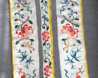 Stunning embroidery silk white trim sleeve & collar flower bamboo red, dark blue panel