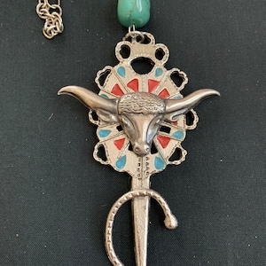 Western cowboy long horn silver necklace with Turquoise bead