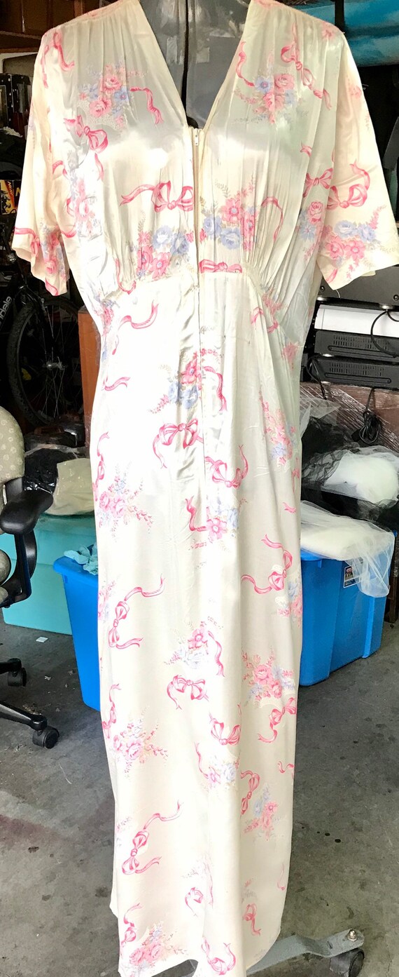 Vintage Rayon Satin Bombshell Nightgown and Robe s
