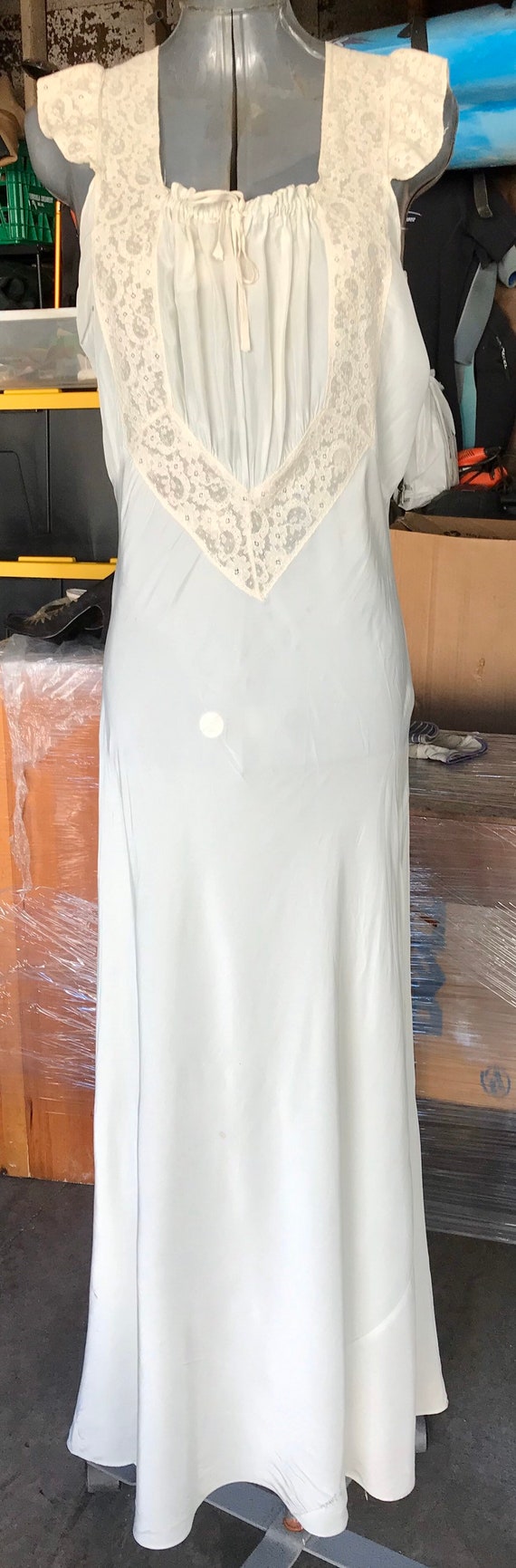Vintage 40s Harlow style rayon satin nightgown