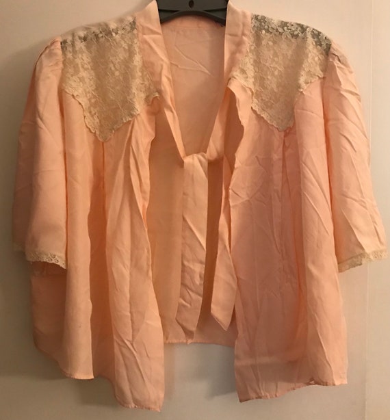 Vintage 1940’s Rayon Satin Bed Jacket sz M in Exc… - image 2