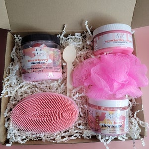 Luxury Spa Self Care Gift Set, Strawberry Scented Bath and Body Gift Basket for Women, Whipped Soap & Body Butter, Skincare Bundle Box