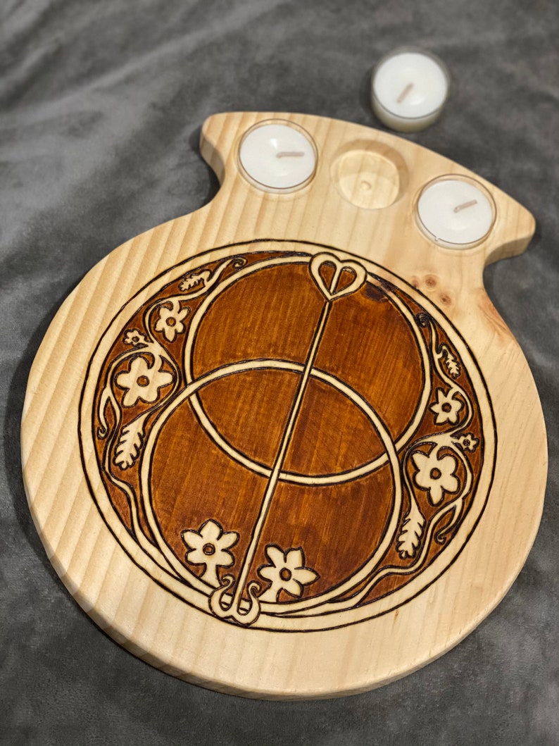 Avalon\u2019s Chalice Well 3 tea light candle holder