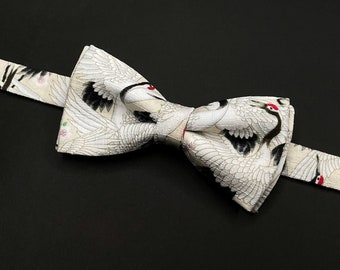 Crane Kimono Fabric Pre-Tied Bow tie - Japanese Handmade, Birthday Gift for dad, Japanese Wedding Bow tie, Groomsmen Bow tie