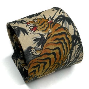 Ukiyo-e Tiger Japanese Tie - Kimono Japanese Necktie, Japanese Handmade Tie, Birthday Gift for dad, mens tie, Yakuza Tie, Unique gift for