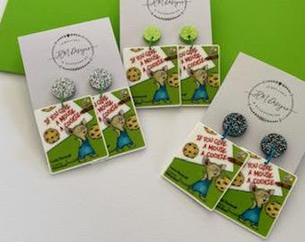 Mouse Book Story Character Earrings/ Give a Mouse a Cookie Story Earrings/ Picture Book Resin Dangle Earrings