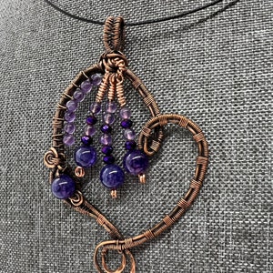 Heart pendant wire wrapped in copper with agate beads