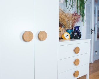Round handles 