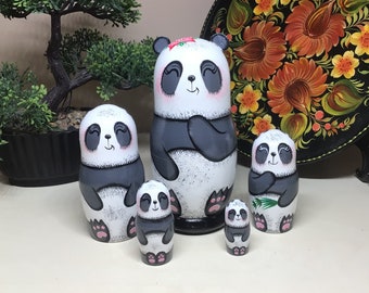 Poupée russe panda peinte à la main, ensemble de 5 pièces en bois, cadeau pour les amoureux des pandas, animaux kawaii