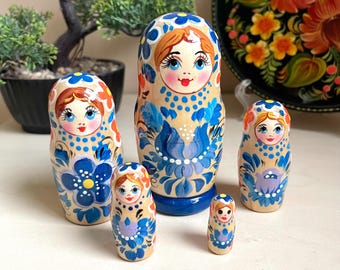 Matryoshka with Blue Flowers 5pcs 4,2” Ukrainian Art Nesting Doll, Floral Ornament Home Decor Personalised Gif tHand Paintedl Montessori Toy