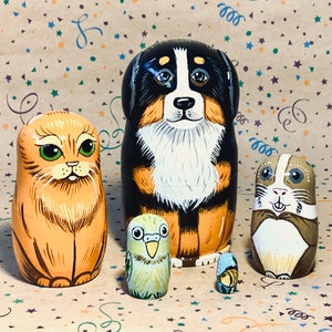 Happy Pets Nesting doll 5pcs, Hand Painted Wooden Matryoshka, Animal Zoo Doll, Personalised Birthday Gift for Kids, Christmas Toddler Gift