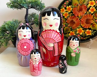 Poupées Russes Personnalisées Avec Photo - Poupées Matriochka En Style