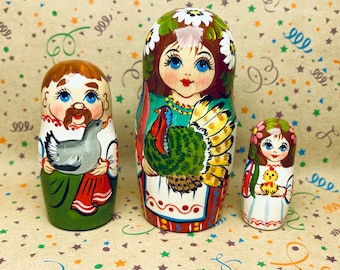 Ukrainian Nesting Doll Girl with Turkey 3pcs 4,2” Thanksgiving Day Decor, Personalized Gift, Hand Painted Wooden Matryoshka, Kids Room Decor