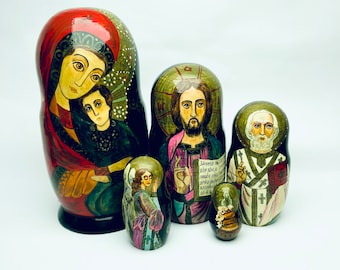 Religieuze nestpop met Maagd Maria en kindje Jezus, Sinterklaas, Jezus en engel, handgeschilderde houten pop met orthodox-christelijke iconen