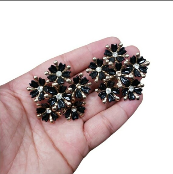 Boucles D'oreilles Clips Vintage Fleurs Dorées Avec Strass Noirs - Occasion