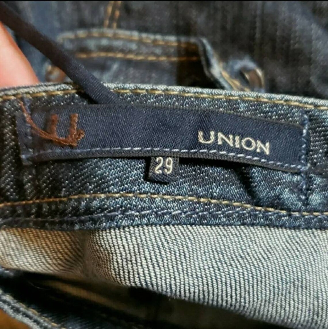size 29 in jeans