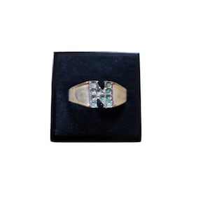 Size 9 Vintage Gold Toned Monogram M Signet Ring Missing Stones