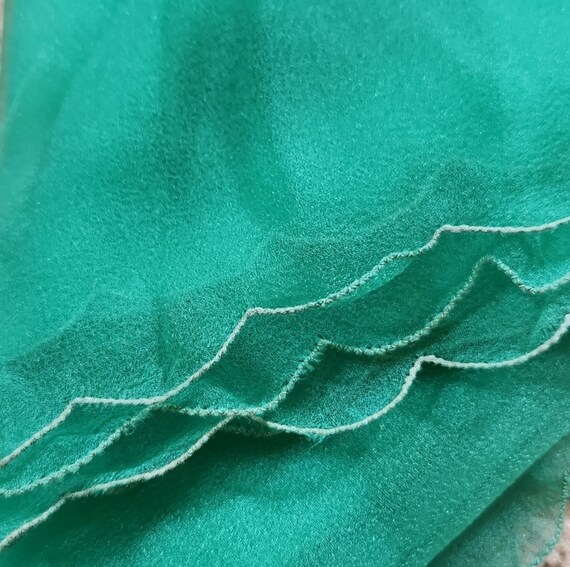 Vintage Sheer Green Shamrock Scalloped Scarf - image 3