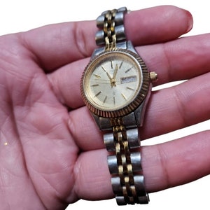 Citizen President 1002-R15119 RC Womens 2-Toned Day Date Quartz Bracelet Watch image 2
