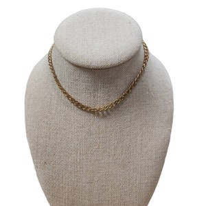 Collar de eslabones en tonos dorados vintage
