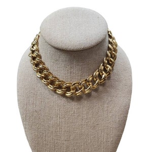 Collar de eslabones en tonos dorados vintage