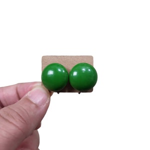 Vintage Silver Toned Green Circle Button Screwback Earrings