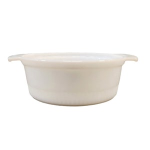 Vintage Fire King Anchor Hocking Milk Glass 2 Quart Ribbed Casserole Dish 1438