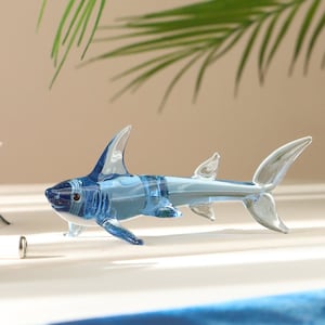Glass shark figurine, art glass fish, blown glass shark, shark sculpture, miniature shark , sea animal gift ,lampwork jaws, ocean theme gift