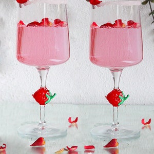 Strawberry cocktail glasses set,red wine glasses ,wedding, barware strawberry glasses, wine drinker gift, vintage glassware, gift for wife