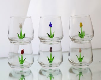 Tulip shot glass set, floral shot glass, tulip cups, birthday shot glass, bachelorette party glass, wedding cocktail, glassware, barware