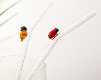 Handmade glass drinking straw, Tiny Bee straw, reusable, eco straw, straw with ladybug, drinkware, glassware, wedding cocktail party straw