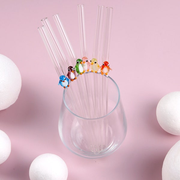Handmade glass straw with cute penguin, drinking straw, drinkware glass, glassware, reusable, cocktail party, eco straw, straw with animal