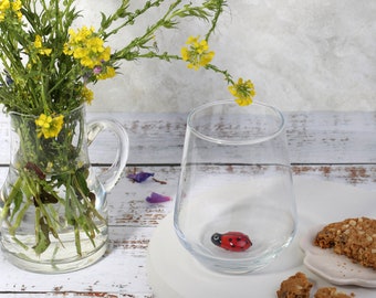 Bicchiere all'interno della coccinella, tazza di buona fortuna, bicchiere d'acqua, bicchiere di vino senza stelo, arredamento per feste di compleanno di coccinelle, regalo per gli amanti della natura, tazza di insetti