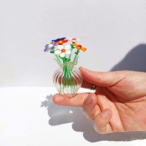 Lampwork Glass Daisy Bouquet, Mini Blumenfigur, Gerbera Gänseblümchen mit Glasvase, Geburtsblumengeschenk, Glaspflanzen, Hochzeit, Geschenk für Mama